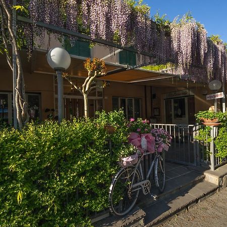 Hotel Ristorante Bologna San Piero in Bagno Exteriör bild