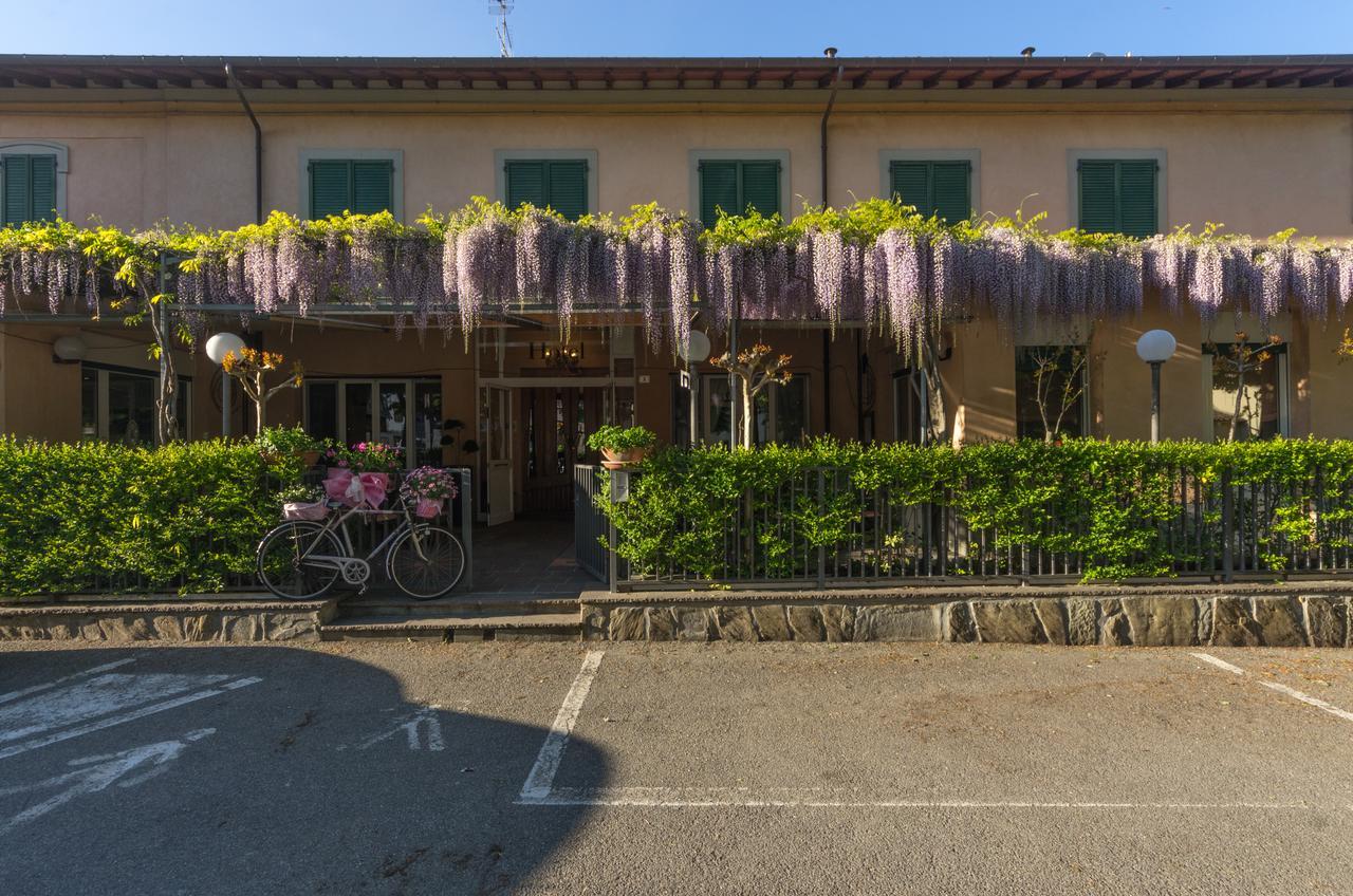 Hotel Ristorante Bologna San Piero in Bagno Exteriör bild